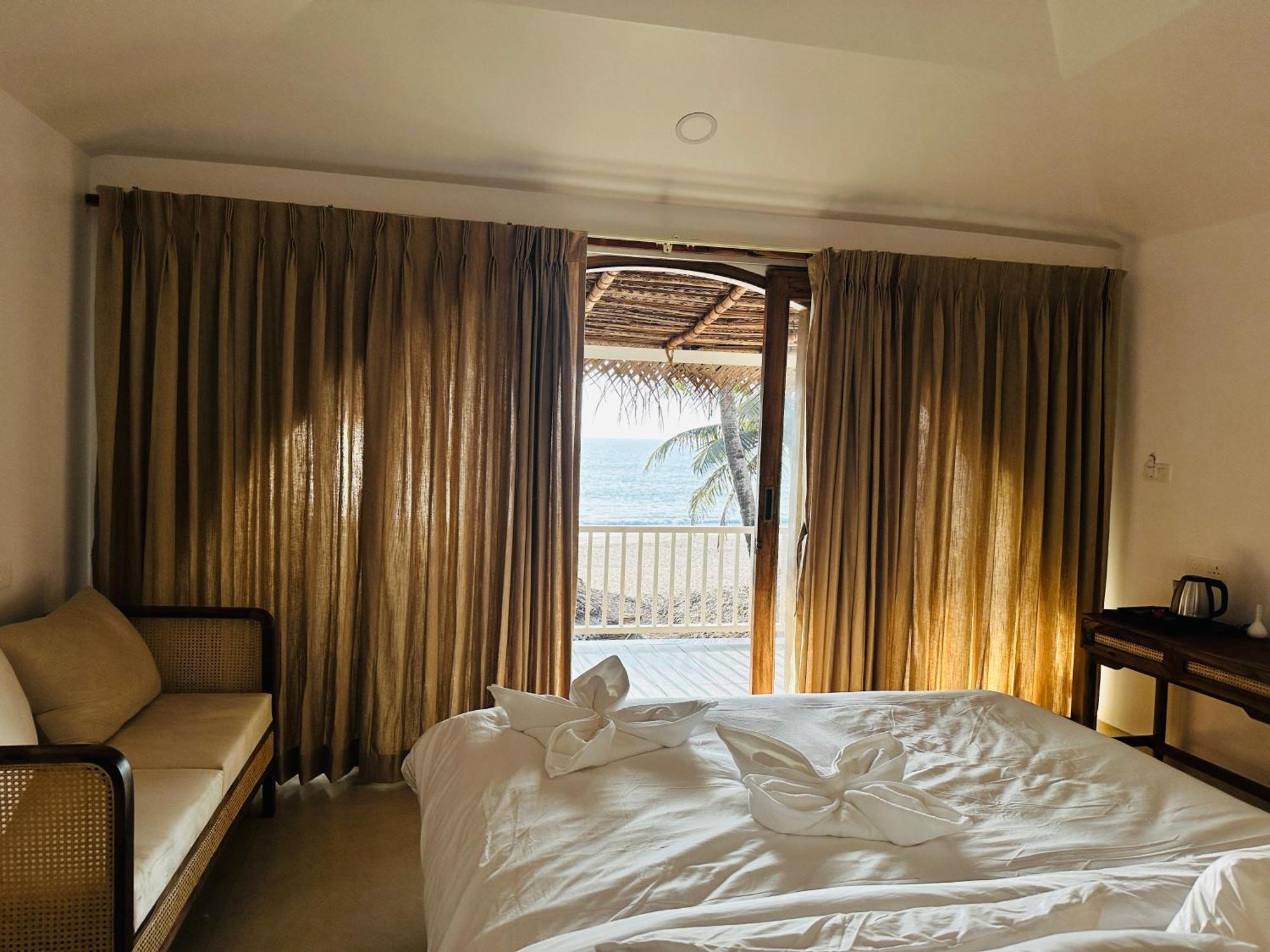 The Shore Agonda Exterior photo
