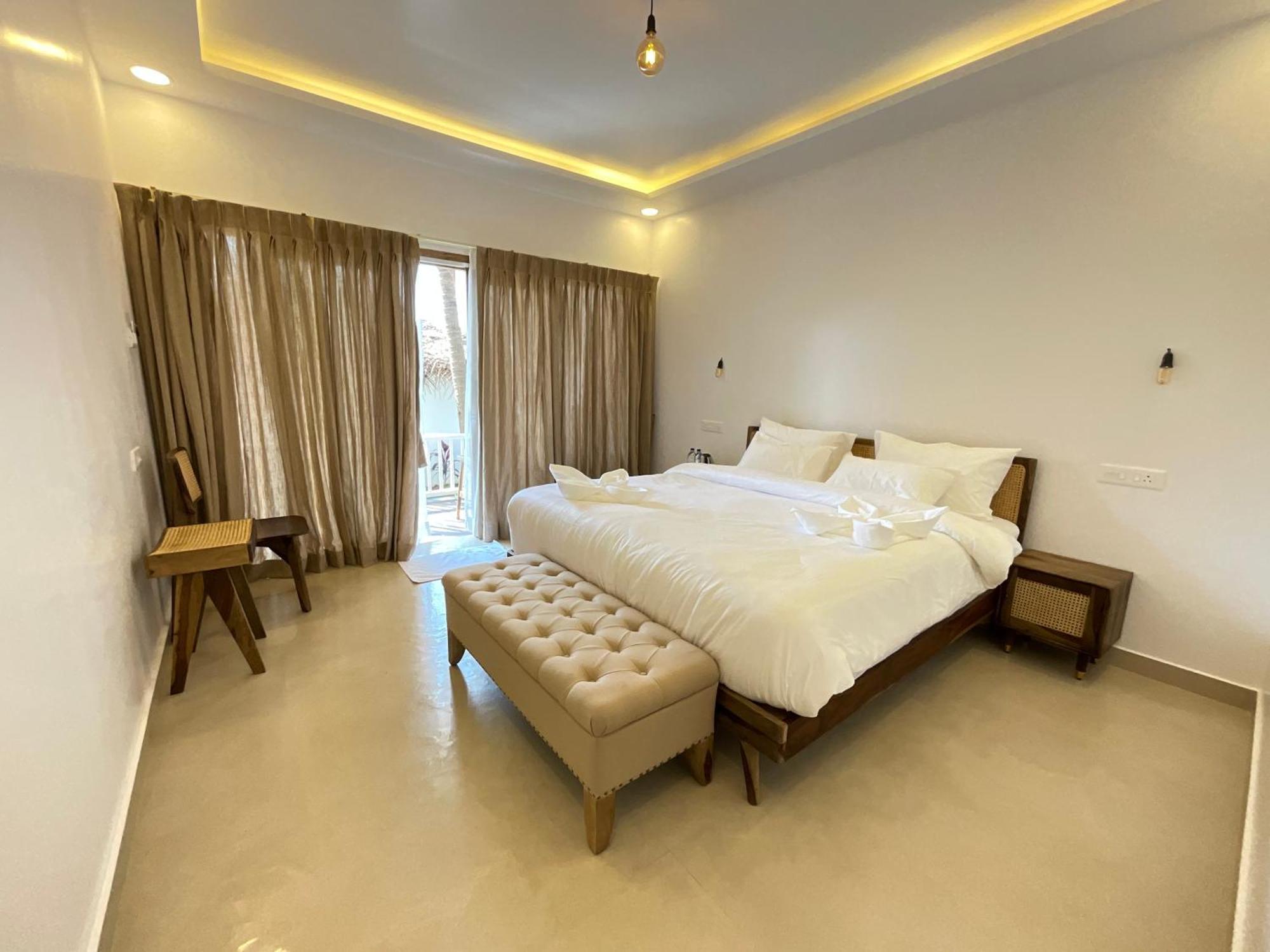 The Shore Agonda Exterior photo