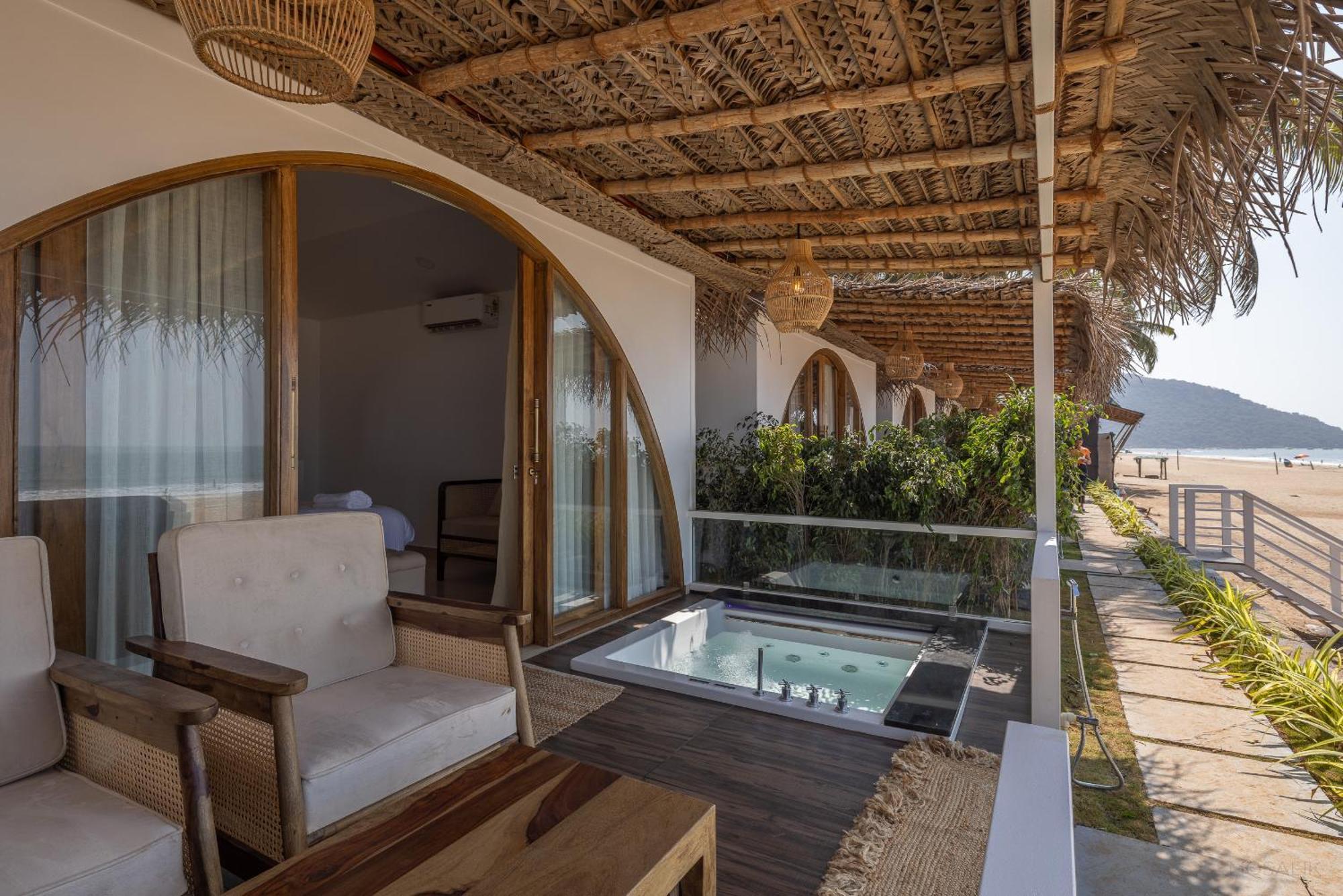 The Shore Agonda Exterior photo